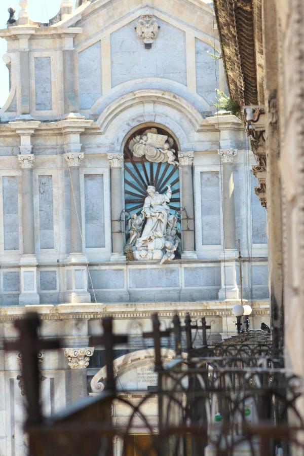 Duomo Housing Catania Le Suites Exterior photo